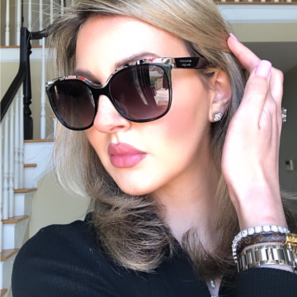 🔥NEW BEST SELLER BURBERRY SUNGLASSES 🔥 - Picture 1 of 13